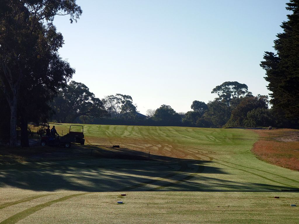 13th Hole at Victoria Golf Club (429 Yard Par 4)